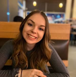 Meet your Posher, Kylee